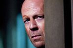 Bruce Willis, Edward Norton i inni szukają młodych uciekinierów