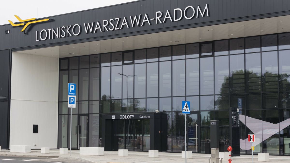 Lotnisko w Radomiu w marcu obsłużyło 6131 pasażerów