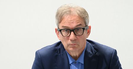 Pekao zainteresowane ewentualnym przejęciem Santandera? Prezes komentuje
