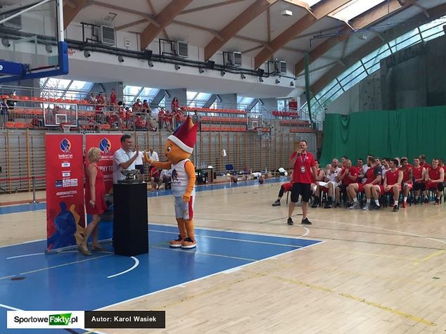 Trofeum dla zwycięzcy EuroBasketu