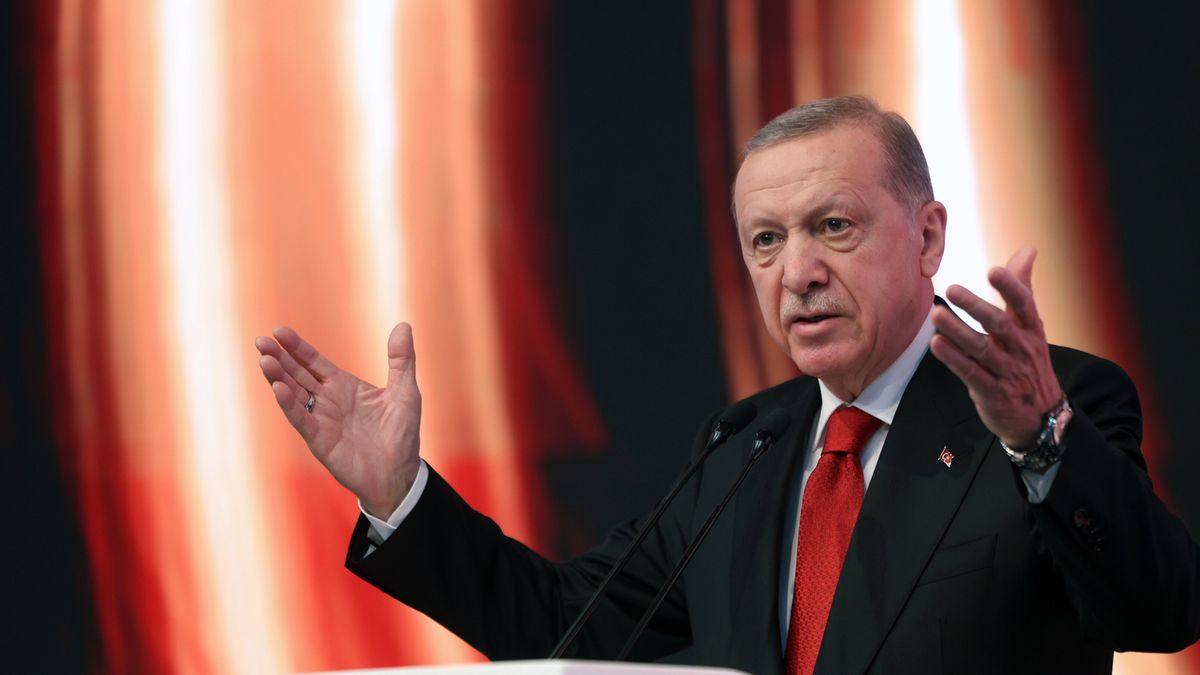 Zdjęcie okładkowe artykułu: PAP/EPA / TURKISH PRESIDENTIAL PRESS OFFICE HANDOUT / Na zdjęciu: Recep Tayyip Erdogan 