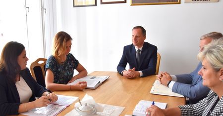 Koronawirus w Polsce. Rozpoczęcie roku szkolnego w Sławnie. Powrót do szkoły 7 września