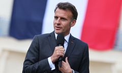 "Jestem zaniepokojony". Macron reaguje po przełomie na Bliskim Wschodzie