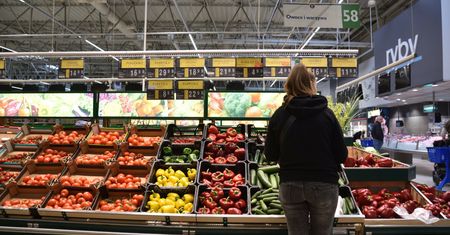 Recesja konsumencka pogłębia się? Są najnowsze dane o sprzedaży detalicznej