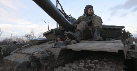 Na Ukrainie ofensywa, a Putin grozi światu