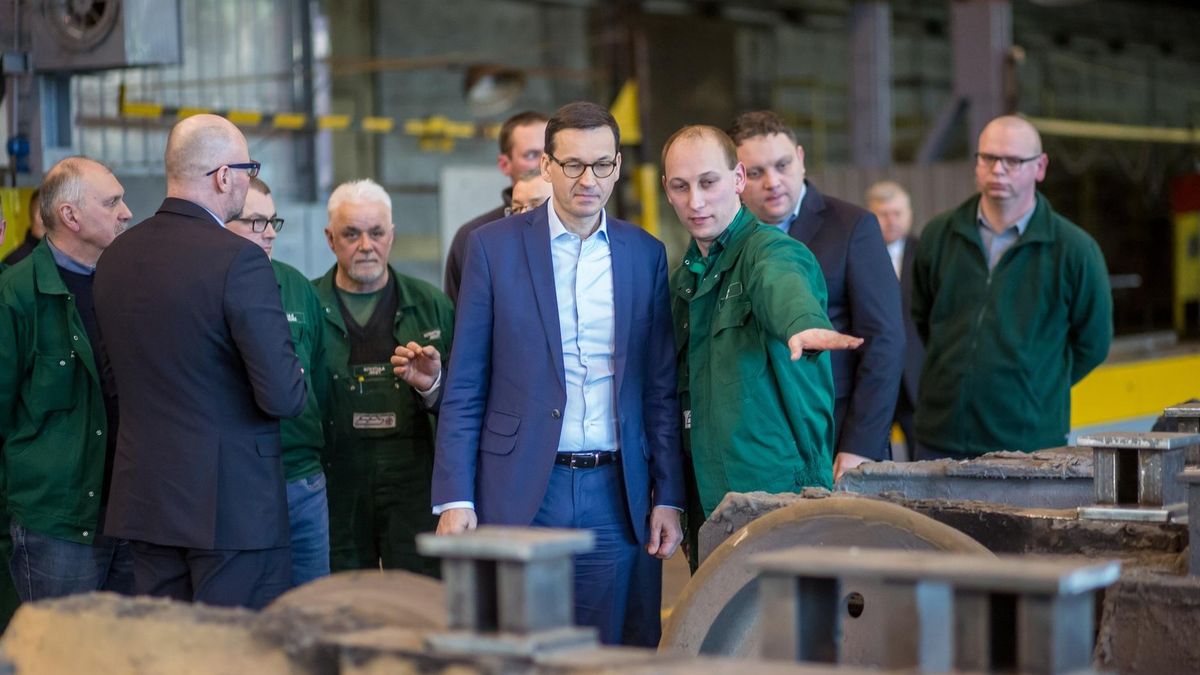 Premier Mateusz Morawiecki odwiedził zakłady H. Cegielski - Poznań S.A. w lutym bieżącego roku