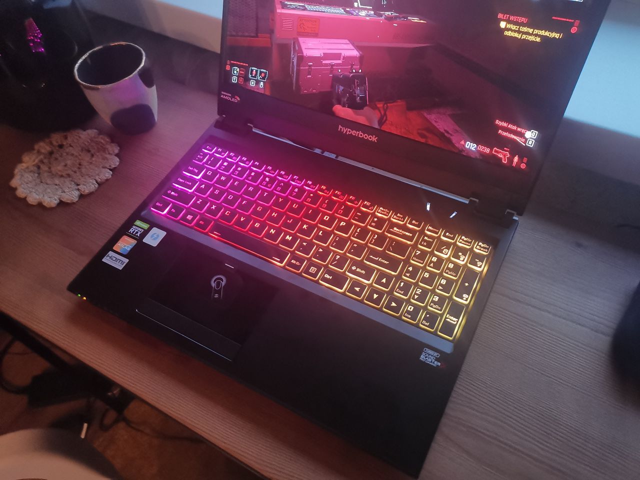 Oto laptop dla graczy, na którym Cyberpunk 2077 śmiga niemal bezproblemowo. Ale nie to jest w nim najciekawsze