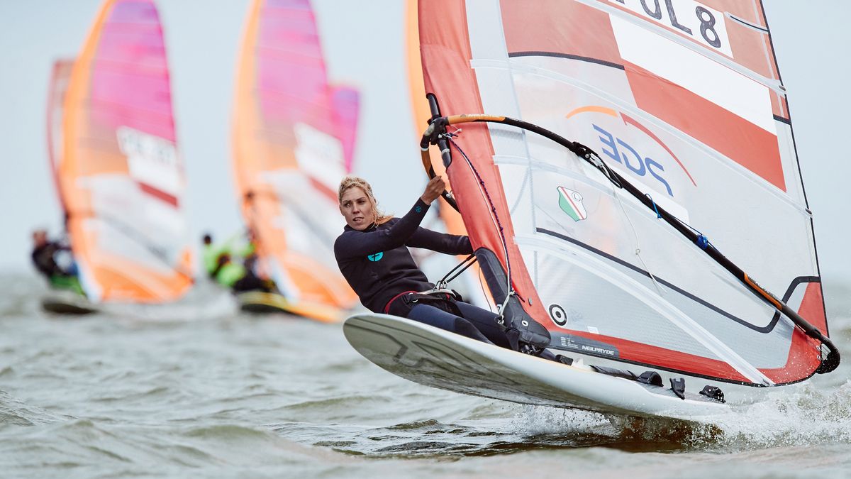 Materiały prasowe / Jacek Kwiatkowski / PZŻ / Na zdjęciu: Zofia Klepacka w olimpijskiej klasy RS:X