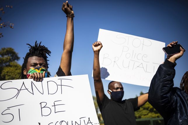 Zamieszki w Stanach Zjednoczonych rozpoczęły się tuż po tym, jak George Floyd został uduszony przez policjanta