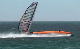 Ta łódź pobiła rekord świata w prędkości