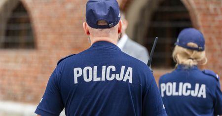 Nagi, krwawiący mężczyzna na mieście. Będzie śledztwo