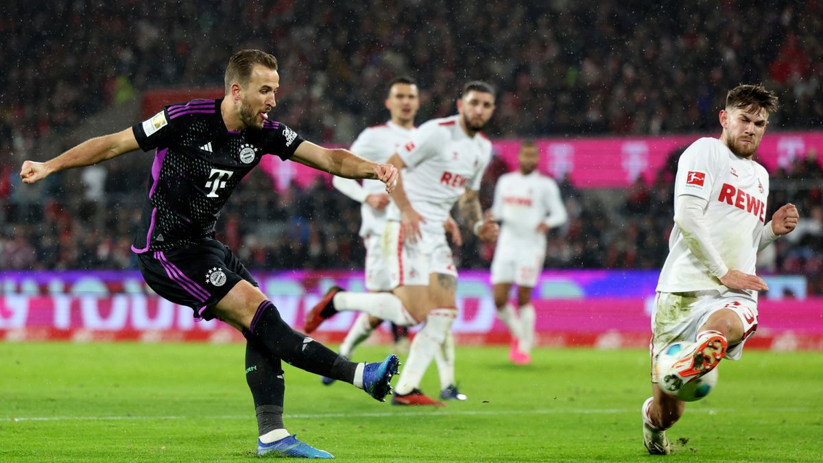 Zdjęcie okładkowe artykułu: PAP/EPA / Christopher Neundorf / Mecz Bundesligi: 1. FC Koeln - Bayern Monachium