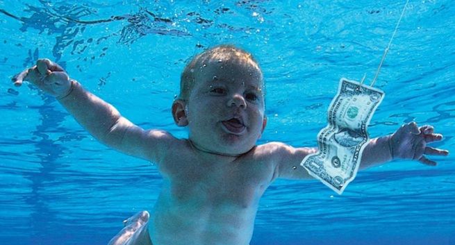 Dziecko z okładki "Nevermind" jako dorosły pozywa Nirvanę za dystrybucję pornografii dziecięcej