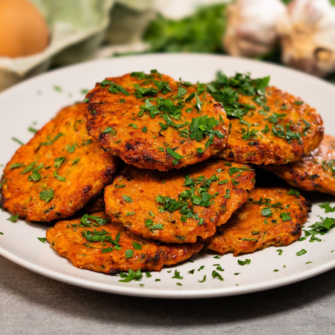 Minced meat patties with vegetables