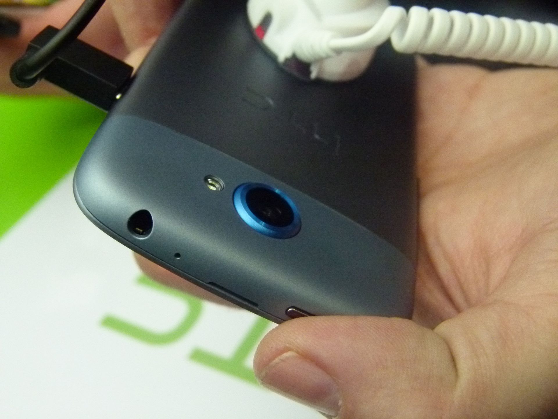HTC One X, S i V - hands-on, pierwsze wrażenia i ceny [wideo i galeria] 9