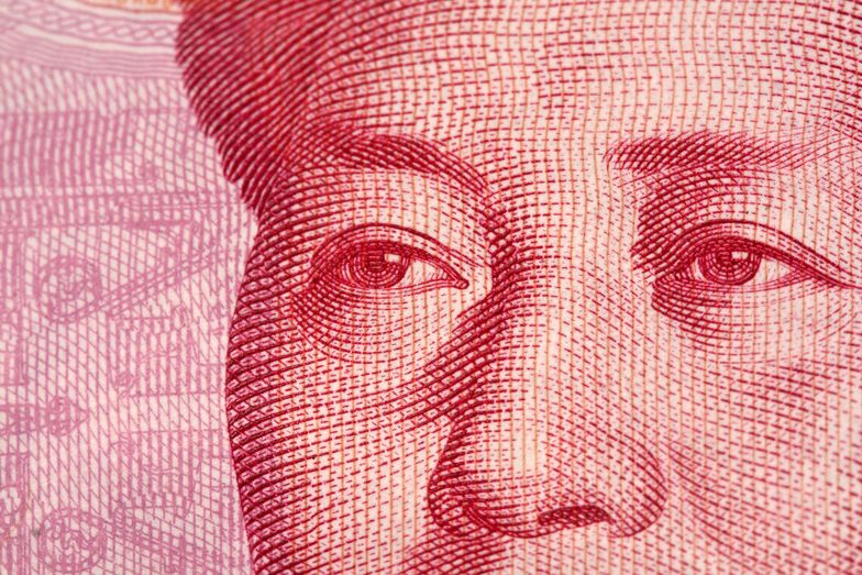 Chiński bank centralny okarża spekulantów o atak na juana