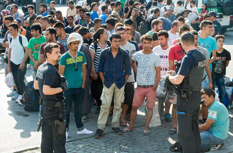 Koszt przyjęcia uchodźców w Polsce bez zmian. Rzecznik rządu uspokaja