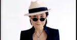 Rose McGowan kręci Yoko Ono