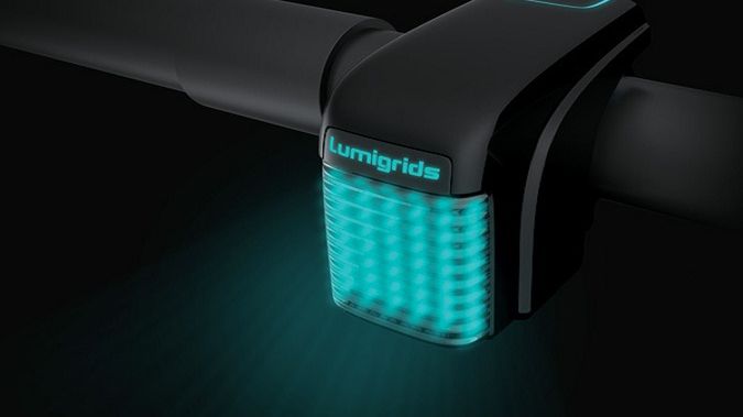 Lumigrids pokazuje dziury i nierówności. Idealny gadżet na polskie drogi! 1