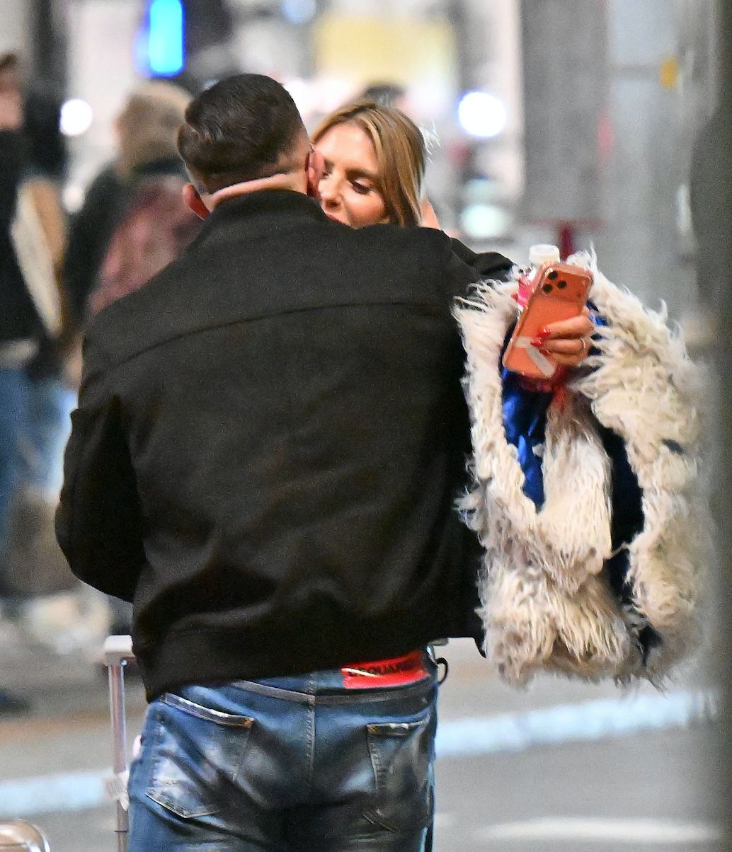 Monika Goździalska na lotnisku z nowym facetem?