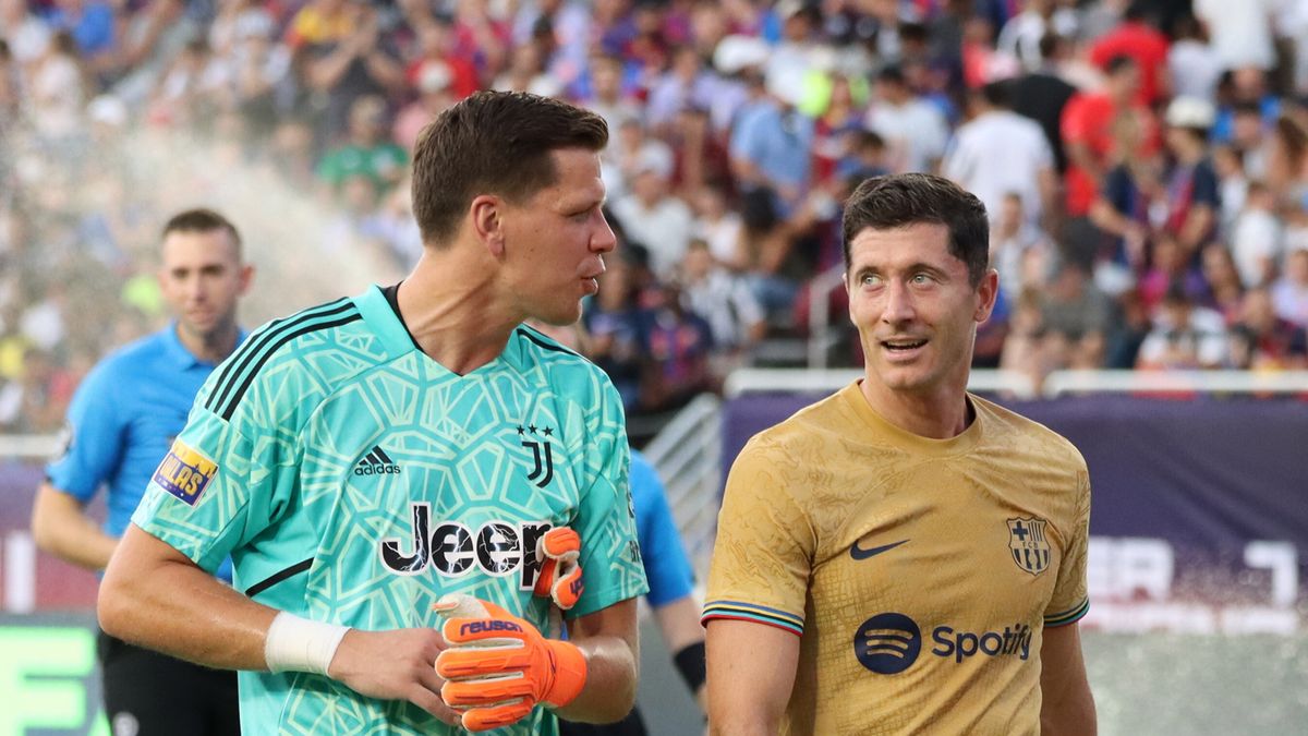 PAP / Marcin Cholewiński / Na zdjęciu: Wojciech Szczęsny i Robert Lewandowski