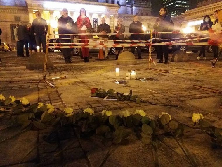 Zmarł Piotr S. Podpalił się przed Pałacem Kultury i Nauki w Warszawie