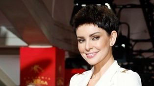 Modowy hit z lat 90. znów na topie na polskich ulicach. Dorota Gardias już się w tym pokazała