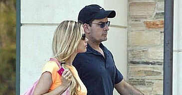 Charlie Sheen i prostytutki