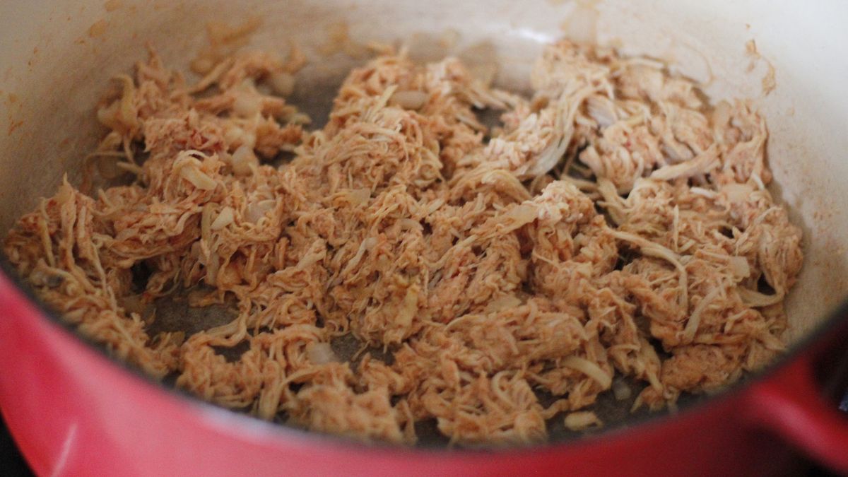 Odsączone mięso z kurczęcia w puszce