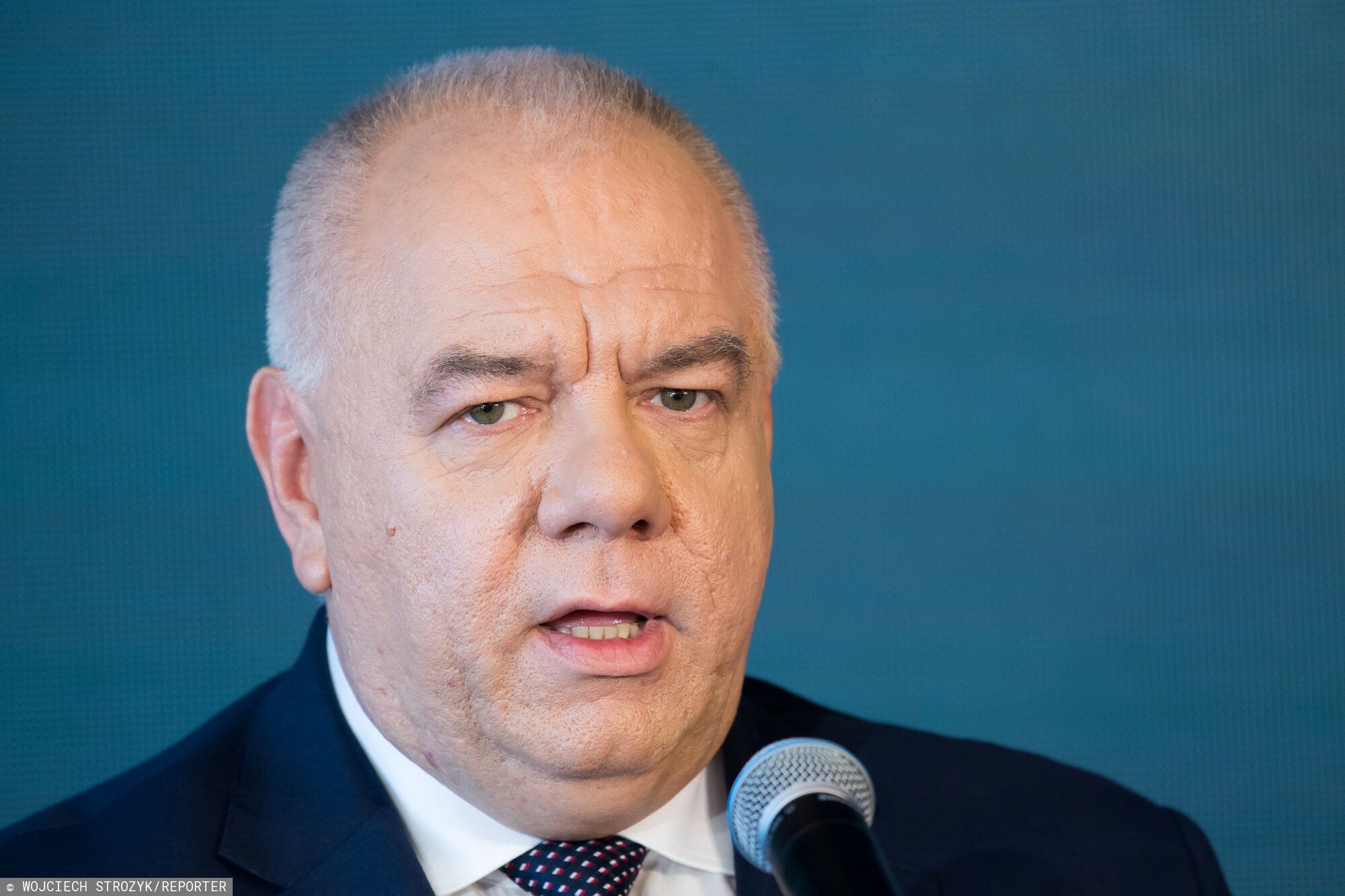 Wykształcenie Jacka Sasina