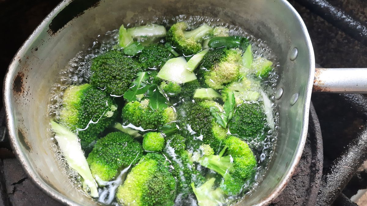 Brokuły regenerują wątrobę. To też ochrona przed rakiem płuc i jelit