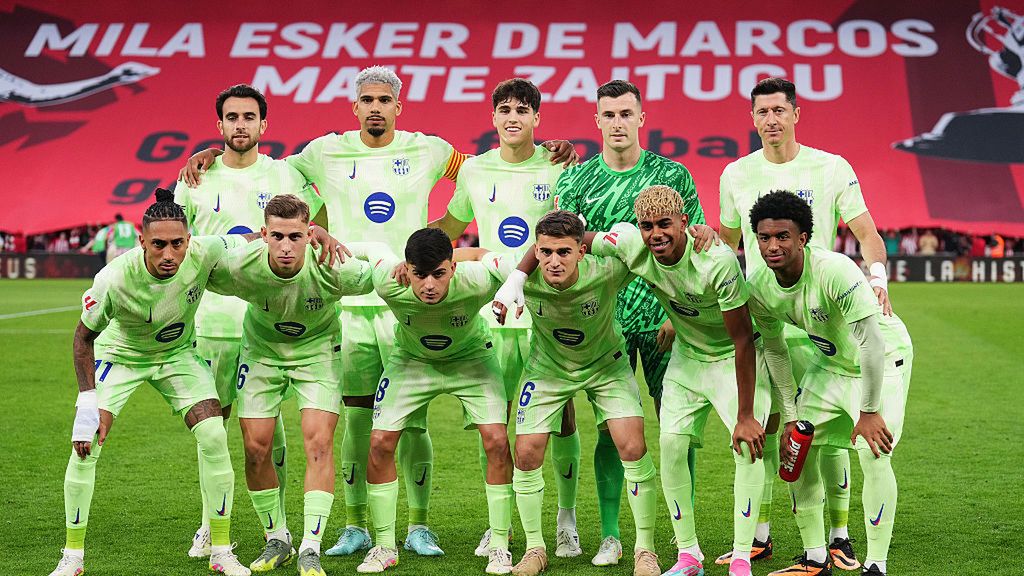 Getty Images / Juan Manuel Serrano Arce / Na zdjęciu: piłkarze FC Barcelony