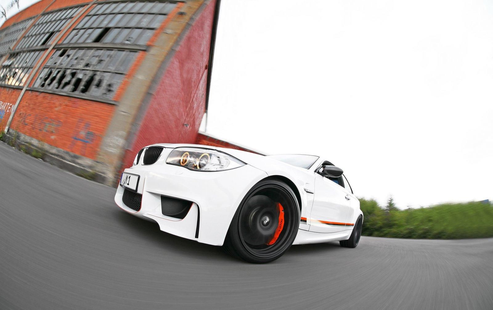 BMW 1 M APP