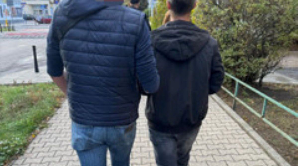 Warszawa: Marihuana, mefedron i kokaina w mieszkaniu 34-latka