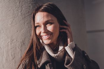 To kobiece imię nadawano najczęściej w 2025. Naukowcy uważają je za najpiękniejsze