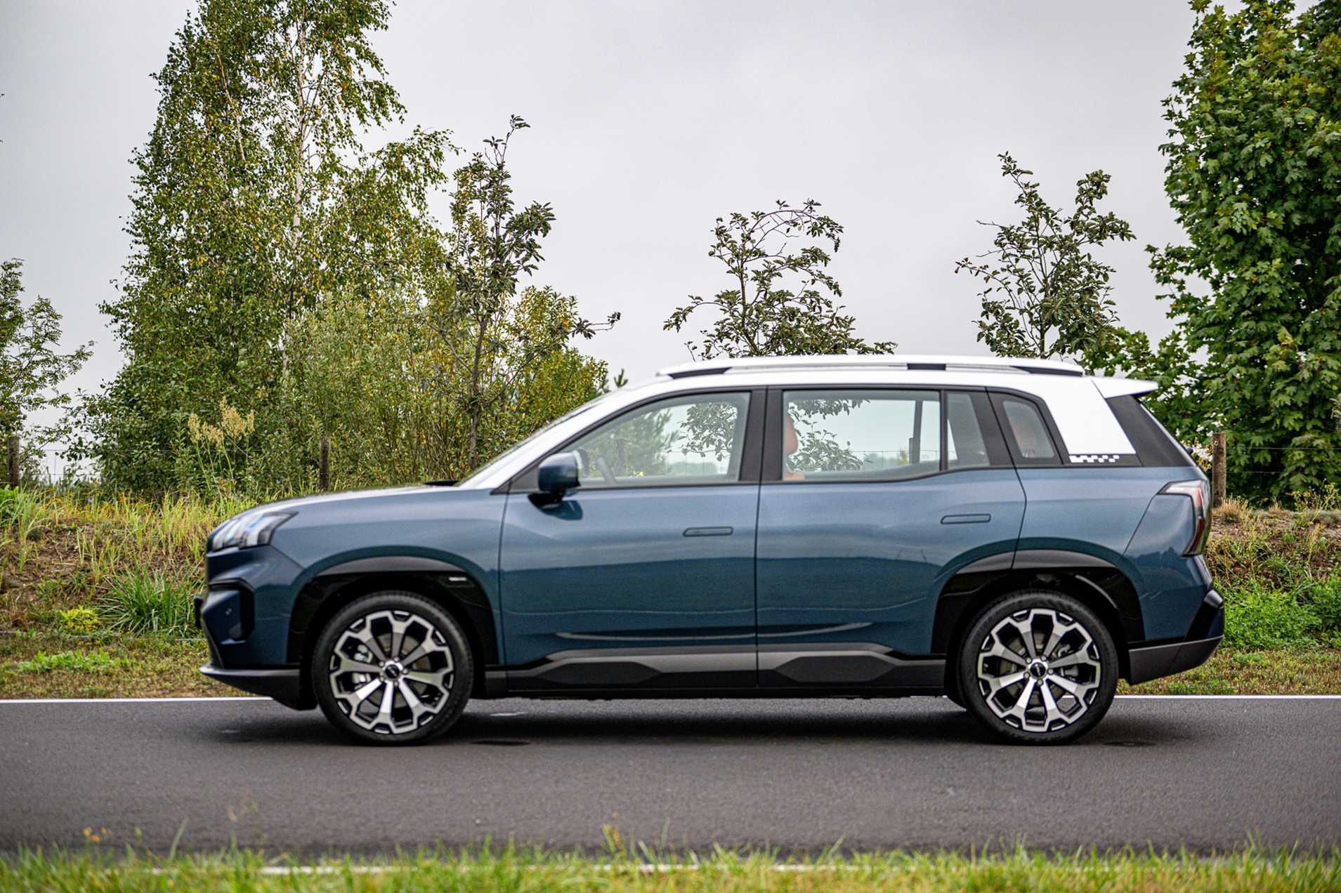 GAC Aion V