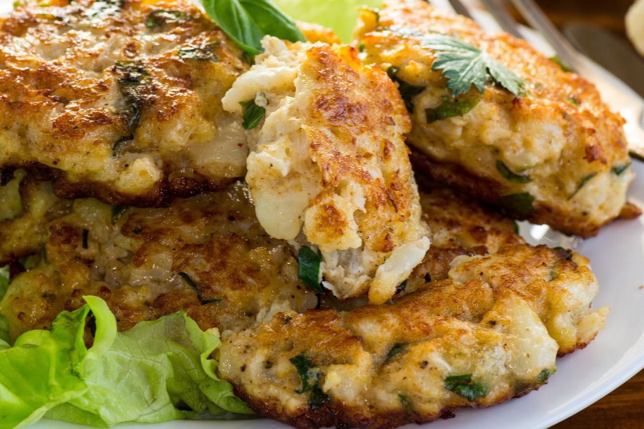 Te kotlety sprawdzą się na postny obiad w piątek. Są soczyste i sycące, chociaż bez mięsa