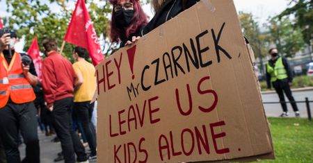 Polscy uczniowie mają dość. Chcą dymisji Czarnka