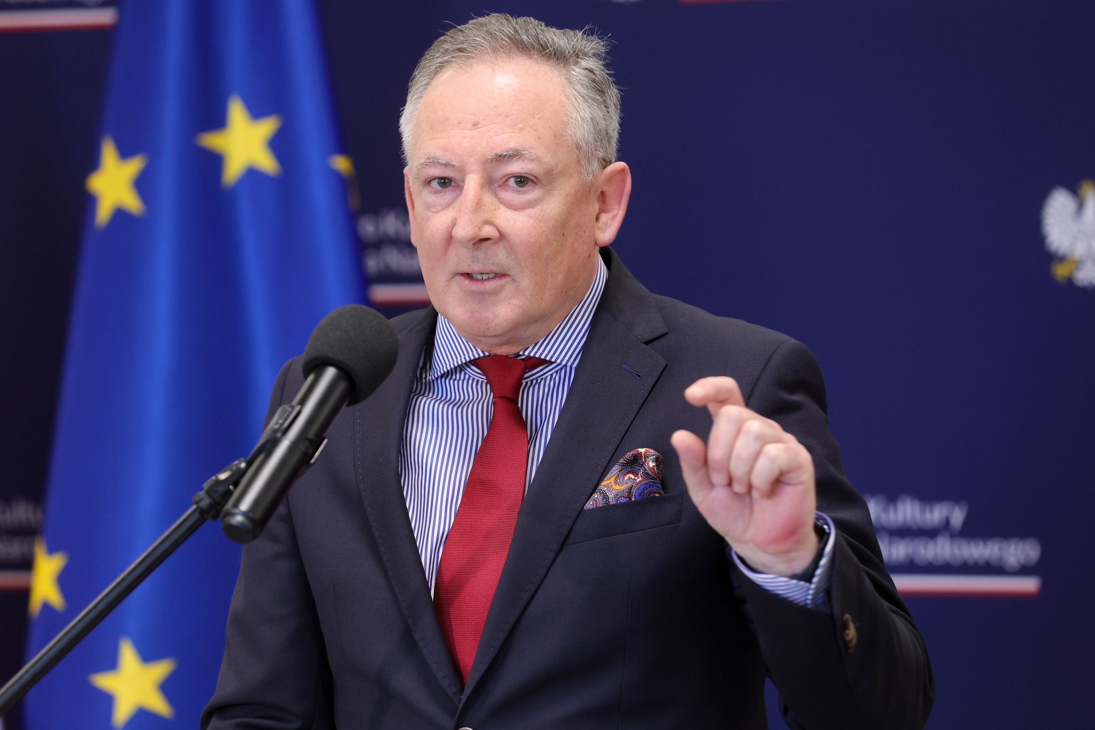 Bartłomiej Sienkiewiczpodczas czwartkowej konferencji