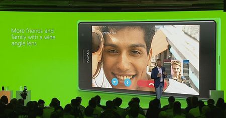 IFA: Niedroga flagowa Lumia 830, nowe aplikacje do zdjęć i… dżinsy