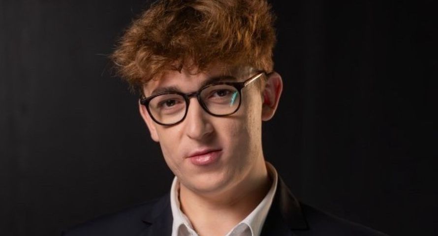 Dziennikarz Świata Gwiazd przeszedł do Kozaczka