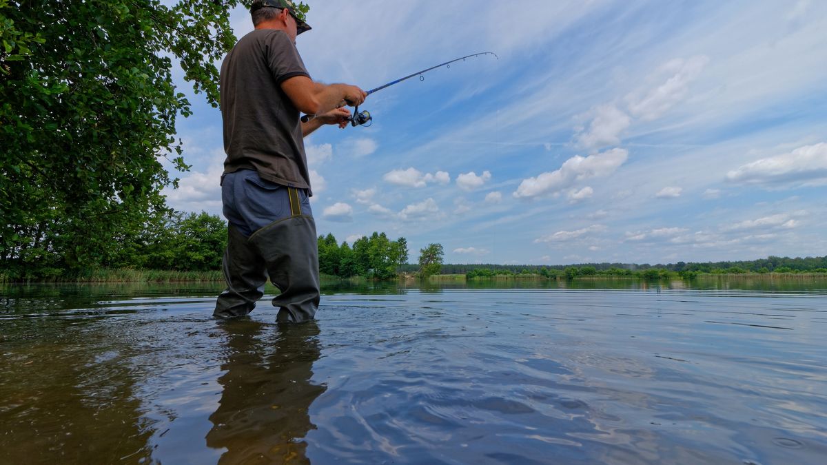 Od 2023 roku zdrożeją karty wędkarskie 