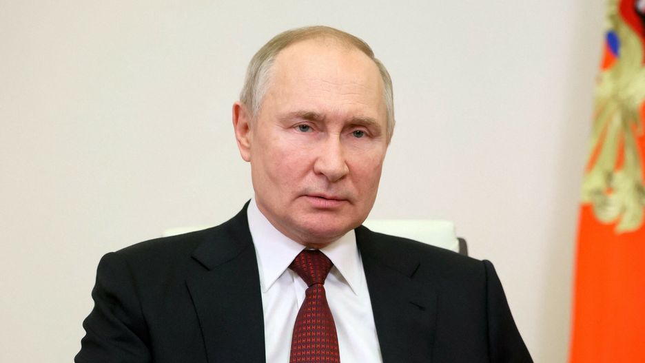 arch53
Russian President Vladimir Putin delivers a speech as he attends the first Congress of the Russian Movement of Children and Youth at the Manege Central Exhibition Hall via a video conference at the Novo-Ogaryovo state residence, outside Moscow on December 18, 2022. (Photo by Mikhail Metzel / POOL / AFP)
MIKHAIL METZEL