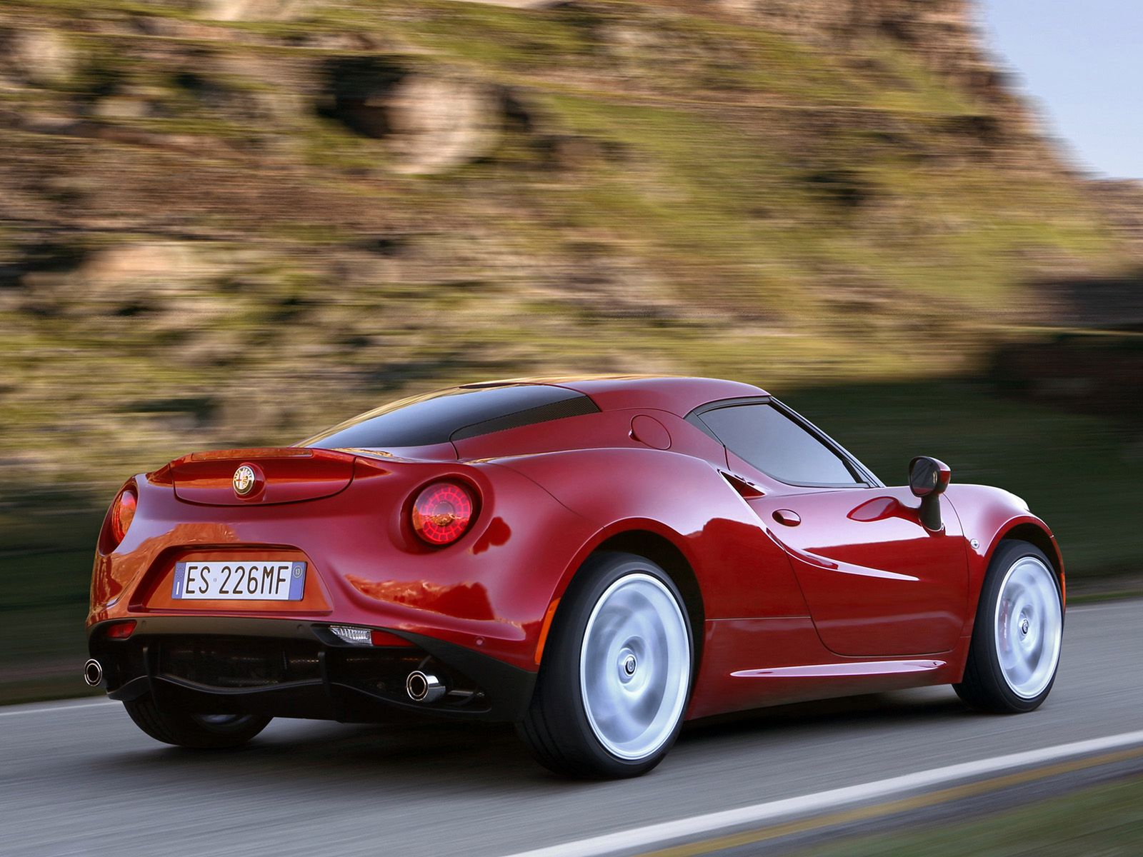 Alfa Romeo 4C 4