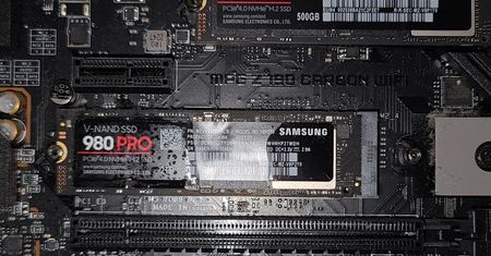 Zauważył dziwną rzecz na dysku SSD. Komentujący wyjaśnili zjawisko