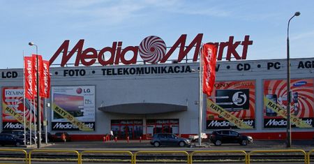 Prawie 1000 zł taniej. Ma 48 cali. Promocja w Media Markt