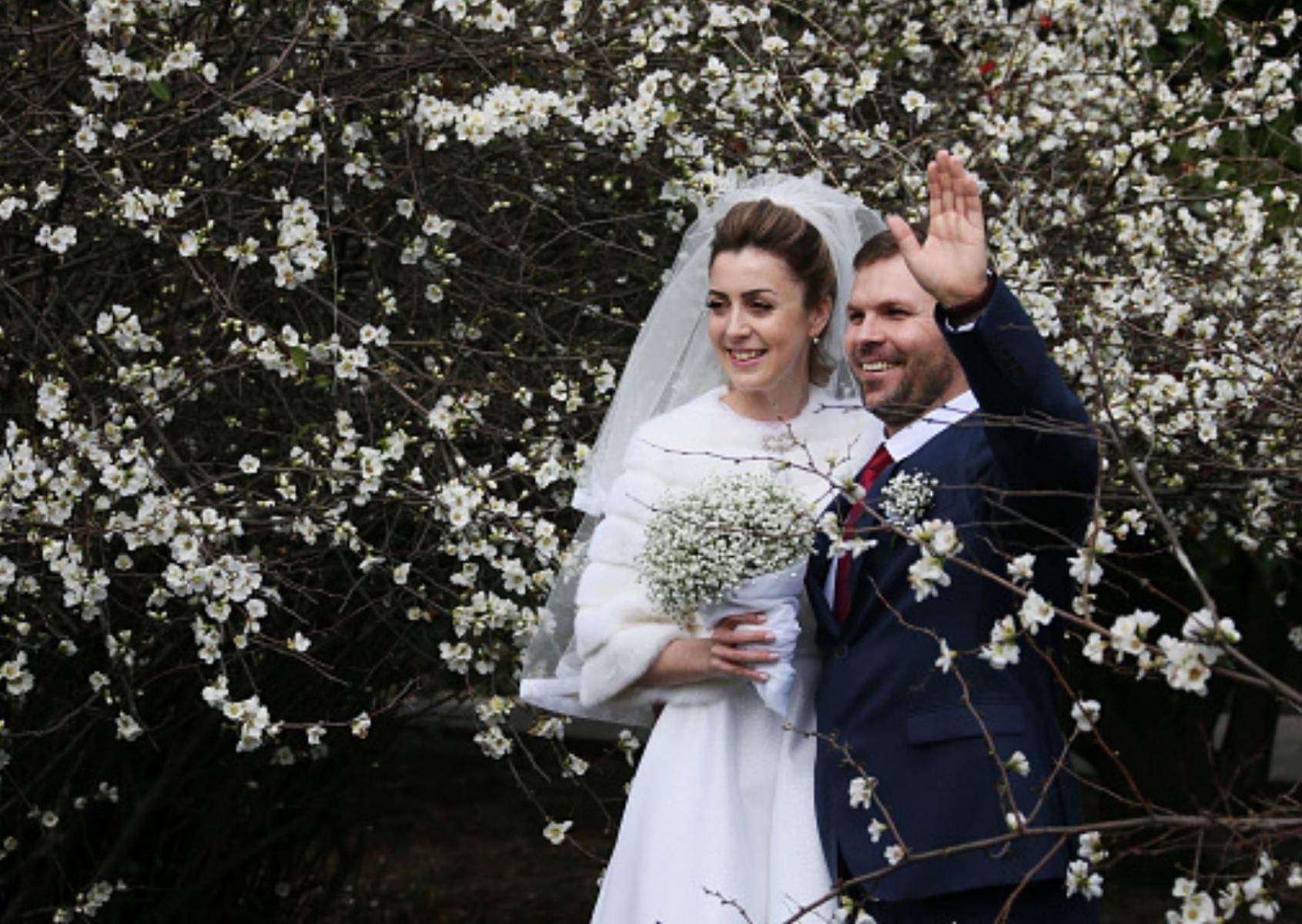 Nie zaprosiła siostry na ślub. &quot;Chciała zrujnować mój miesiąc miodowy&quot;