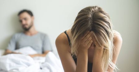 Żyją w białym małżeństwie. Problem zaczyna się w konkretnym momencie
