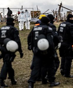 Bitwa z policją w Niemczech. Koktajle mołotowa i kamienie poszły w ruch