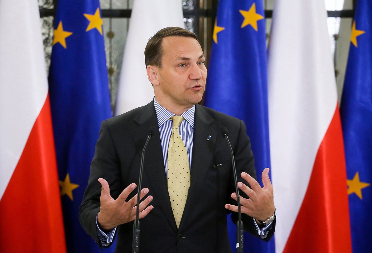 Radosław Sikorski chce kontroli NIK w Ordo Iuris. Napisał list do Banasia